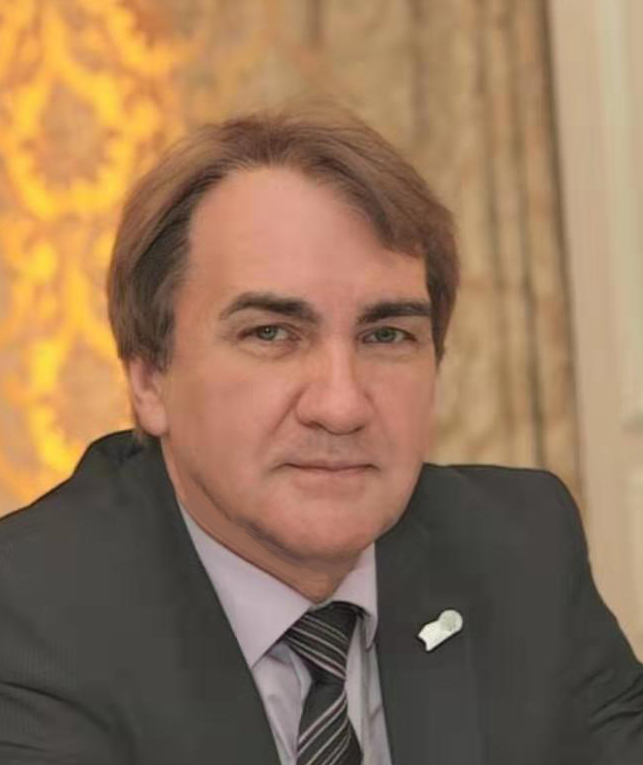 Генеральный директор Ященко Р.В